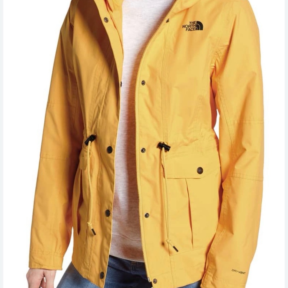 The North Face Women's Zoomie Vibrant Yellow Utility Jacket